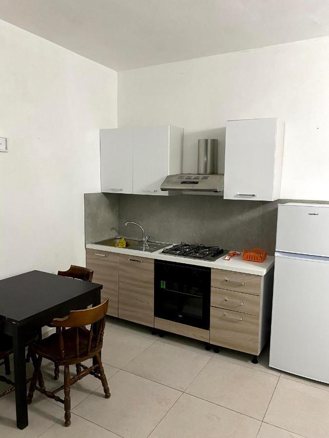 Casa Vacanza Le Tre Palme Apartment ฟลอริเดีย ภายนอก รูปภาพ